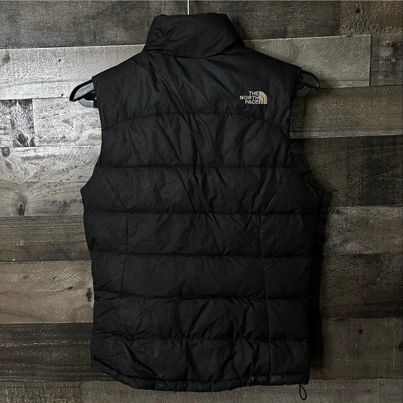SOLD The North Face Down Puffer Vest Womens Small - Picture 2 of 3